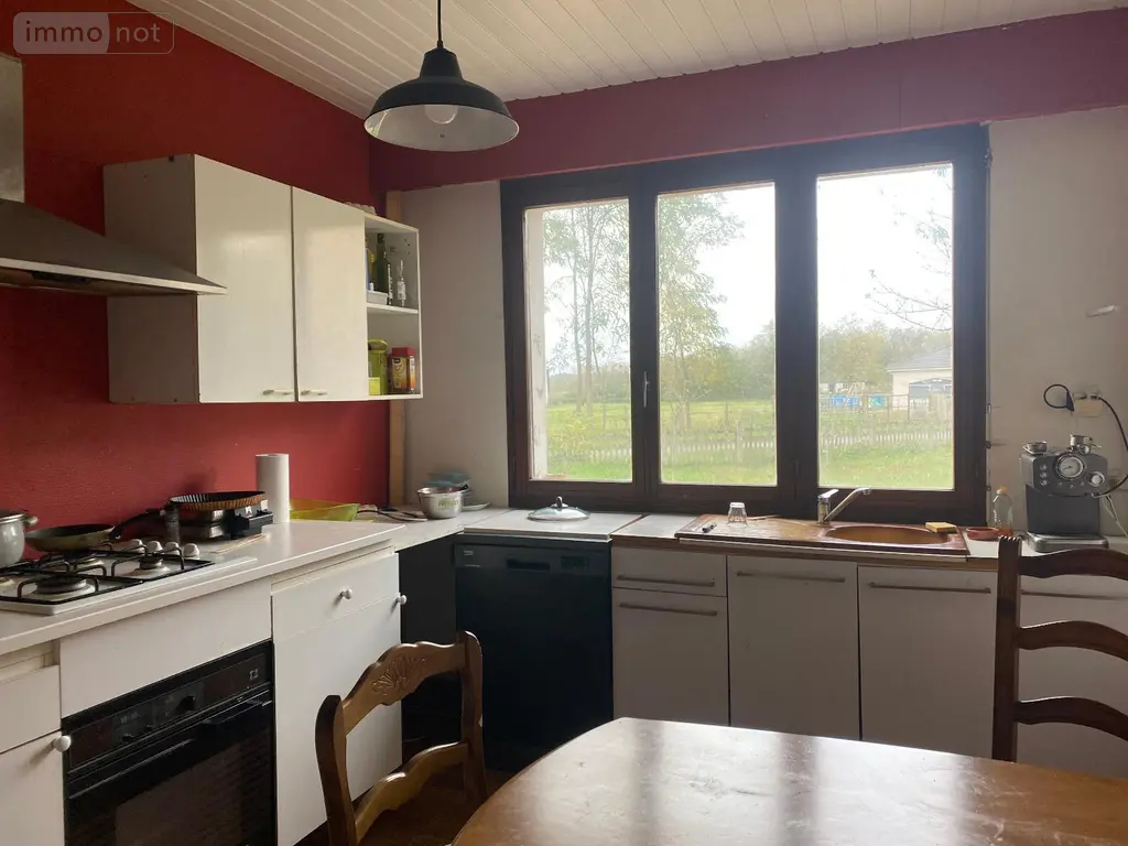 Maison a vendre Molinet 03510 Allier 03 246 m2 5 pièces 94920 euros M-E-TI 016