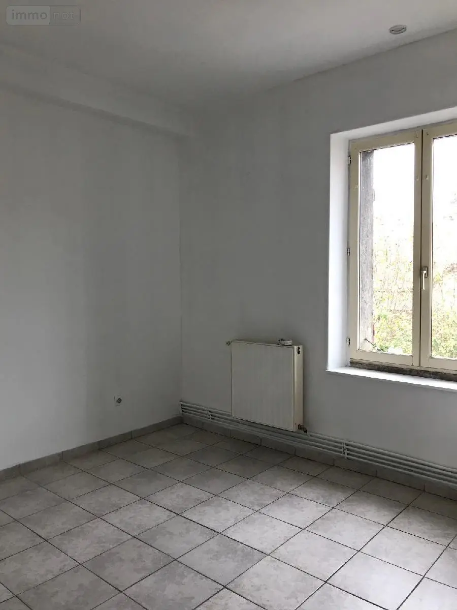 Immeuble de rapport a vendre Génelard 71420 Saône-et-Loire 71 279 m2 136840 euros IM-E-CA 012