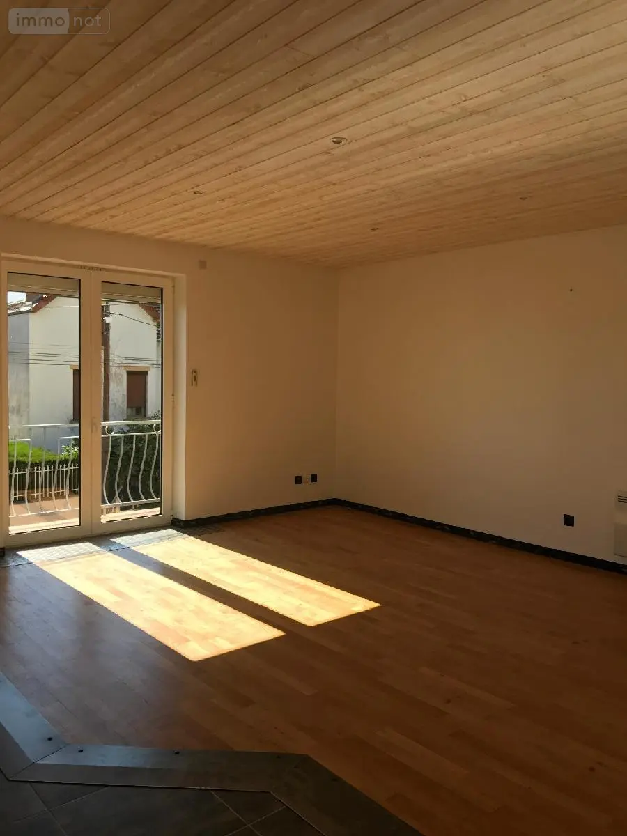 Appartement a vendre Paray-le-Monial 71600 Saône-et-Loire 71 63 m2 3 pièces 115880 euros A-P-V 010