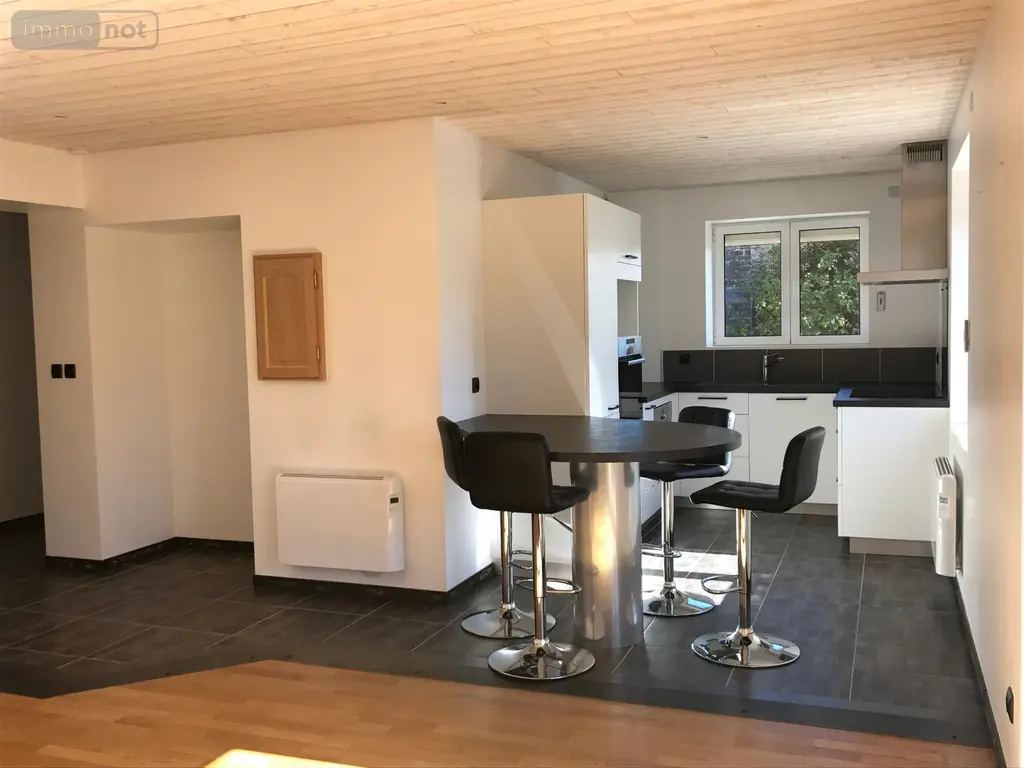 Appartement a vendre Paray-le-Monial 71600 Saône-et-Loire 71 63 m2 3 pièces 115880 euros A-P-V 008