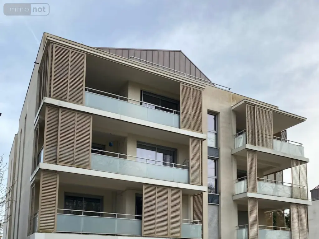 Fonds et murs commerciaux a vendre Paray-le-Monial 71600 Saône-et-Loire 71 4 pièces 241640 euros VTE-P-SY 001