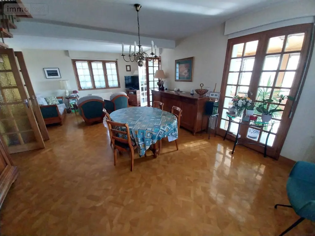 Maison a vendre Pocé-les-Bois 35500 Ille-et-Vilaine 35 137 m2 6 pièces 269990 euros 35131-224 006