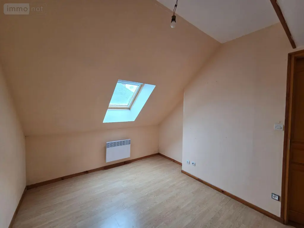 Location appartement Vailly-sur-Aisne 02370 Aisne 02 29 m2 385 euros 02072/230 005