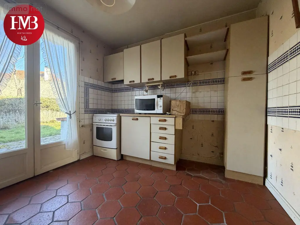 Maison a vendre Arpajon-sur-Cère 15130 Cantal 15 170 m2 9 pièces 168800 euros 10627/1031 015