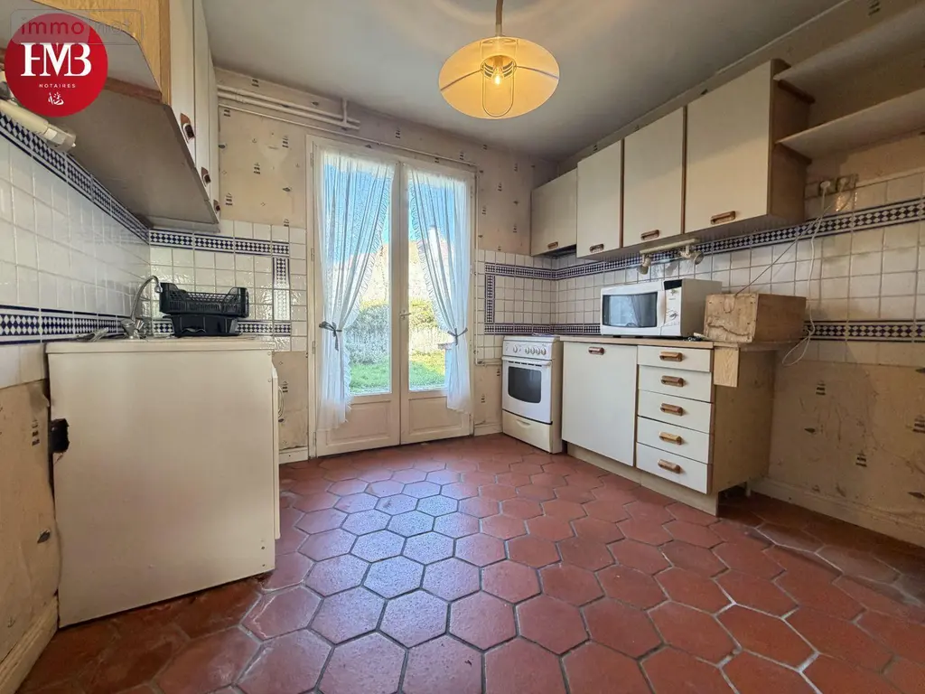 Maison a vendre Arpajon-sur-Cère 15130 Cantal 15 170 m2 9 pièces 168800 euros 10627/1031 016