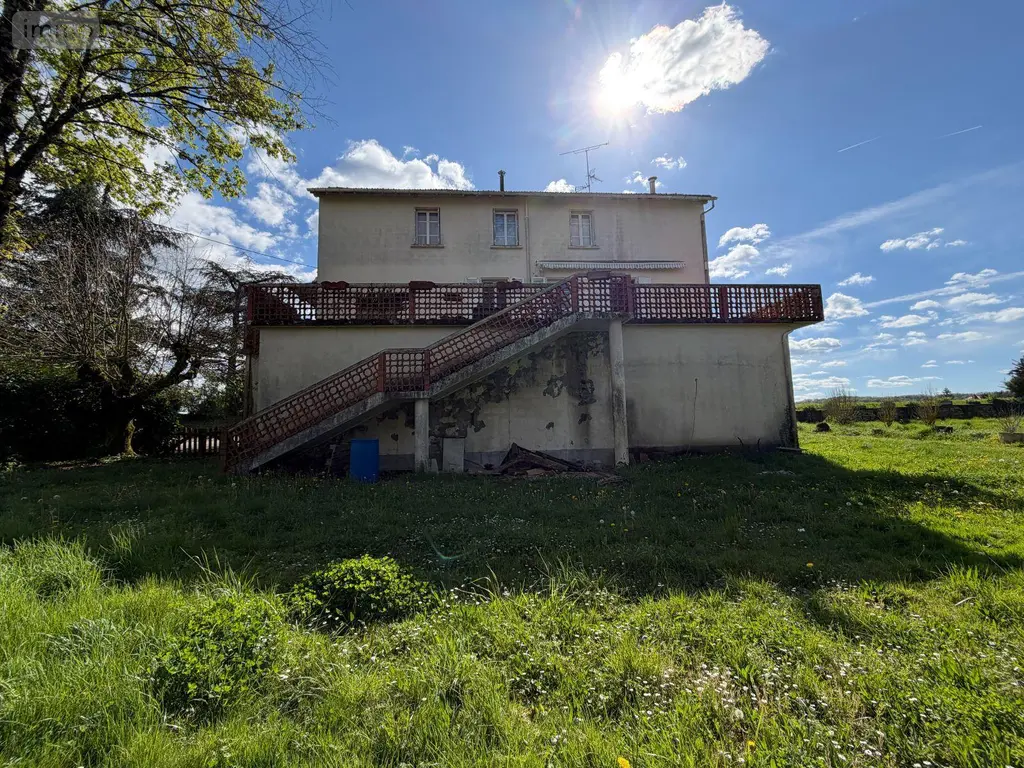 Maison a vendre Lacapelle-Marival 46120 Lot 46 225 m2 10 pièces 137200 euros 46030/MAIS/569 012