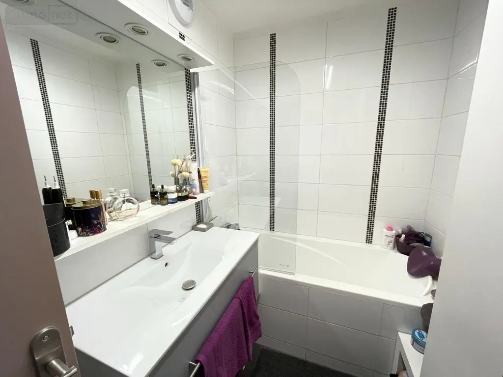 Appartement a vendre Manosque 04100 Alpes-de-Haute-Provence 04 82 m2 4 pièces 169000 euros 025/1931 009