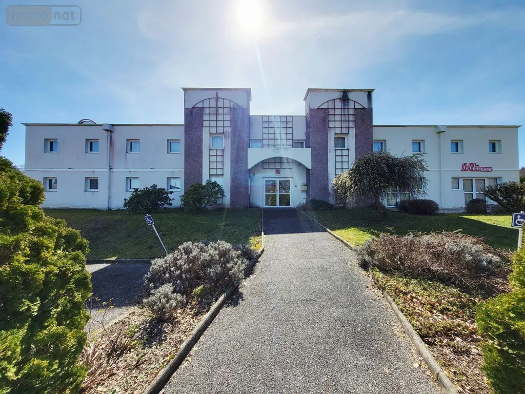 Fonds et murs commerciaux a vendre Merlines 19340 Corrèze 19 1099 m2 364000 euros UM 1311 002