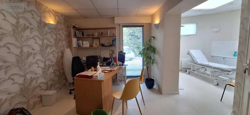 Fonds et murs commerciaux a vendre Val-Couesnon 35560 Ille-et-Vilaine 35 336 m2 13 pièces 292600 euros 137/4012 003