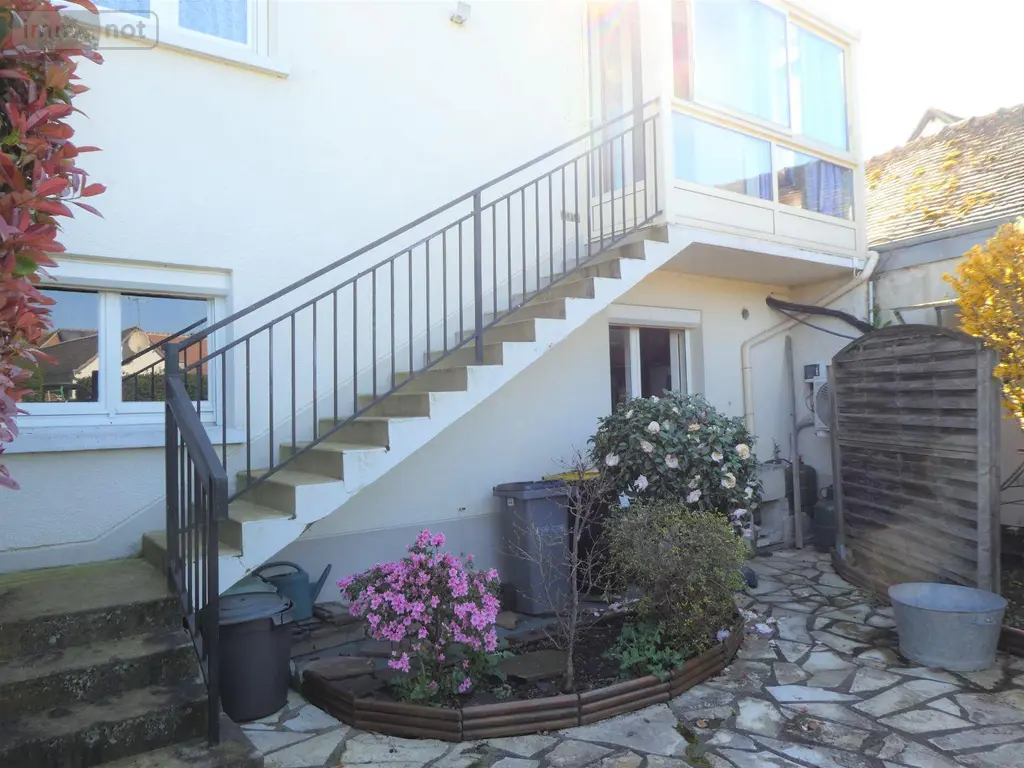 Maison a vendre Bléré 37150 Indre-et-Loire 37 101 m2 219810 euros 11893/502 011