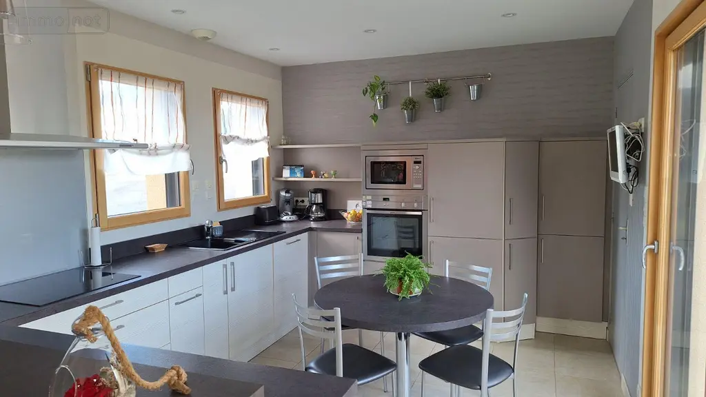 Maison a vendre Saint-Hilaire-du-Maine 53380 Mayenne 53 96 m2 5 pièces 231000 euros 53077-22 003