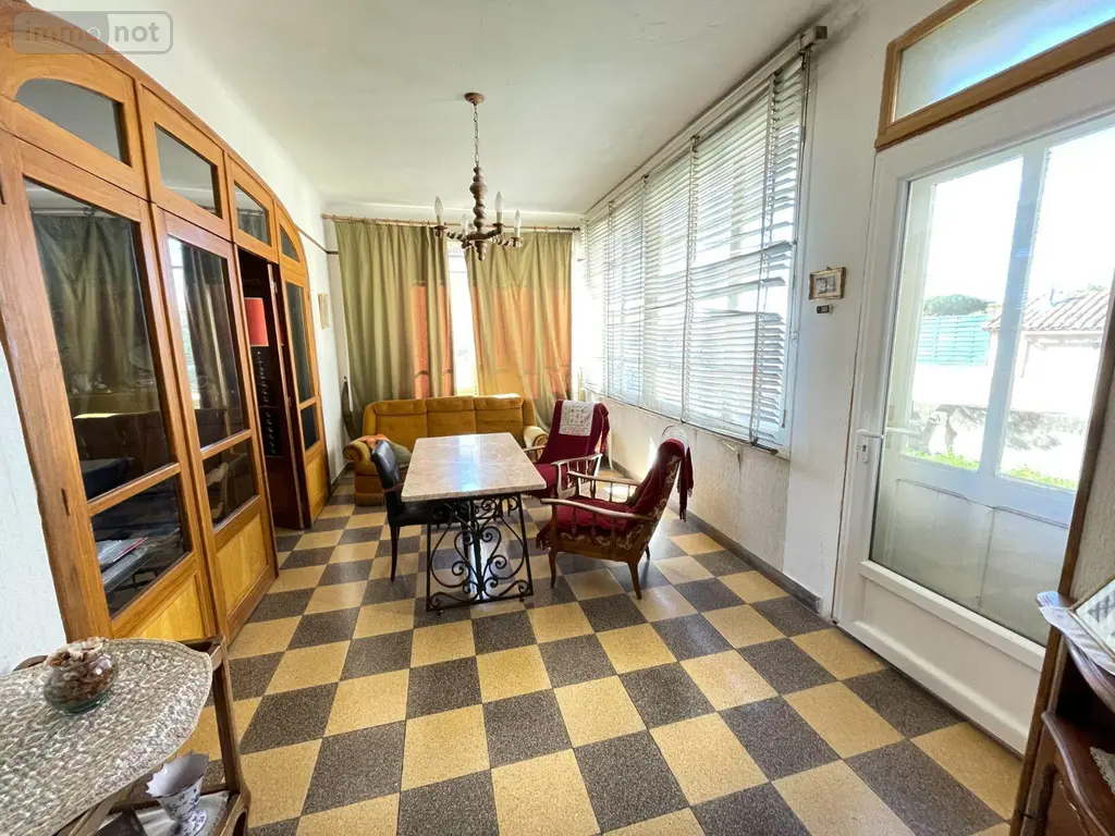 Immeuble de rapport a vendre Manosque 04100 Alpes-de-Haute-Provence 04 398 m2 15 pièces 522600 euros 025/1932 005
