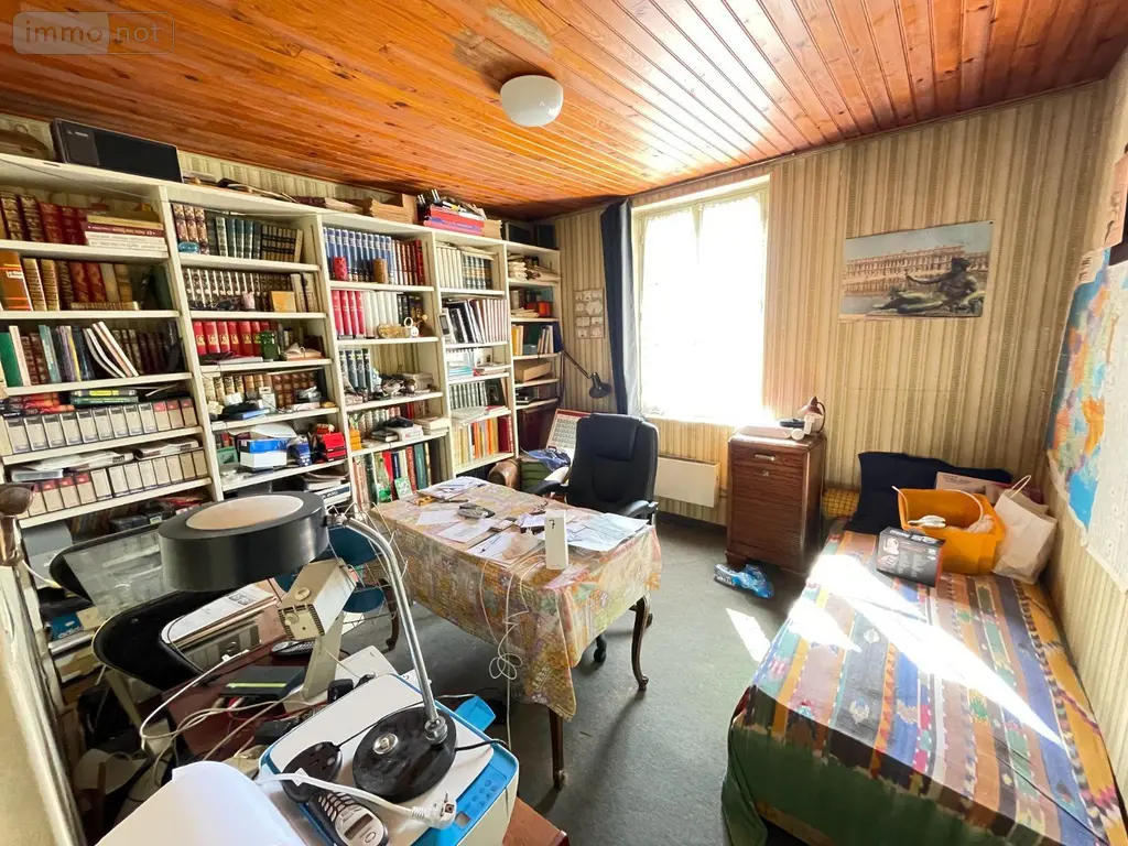 Immeuble de rapport a vendre Manosque 04100 Alpes-de-Haute-Provence 04 398 m2 15 pièces 522600 euros 025/1932 015