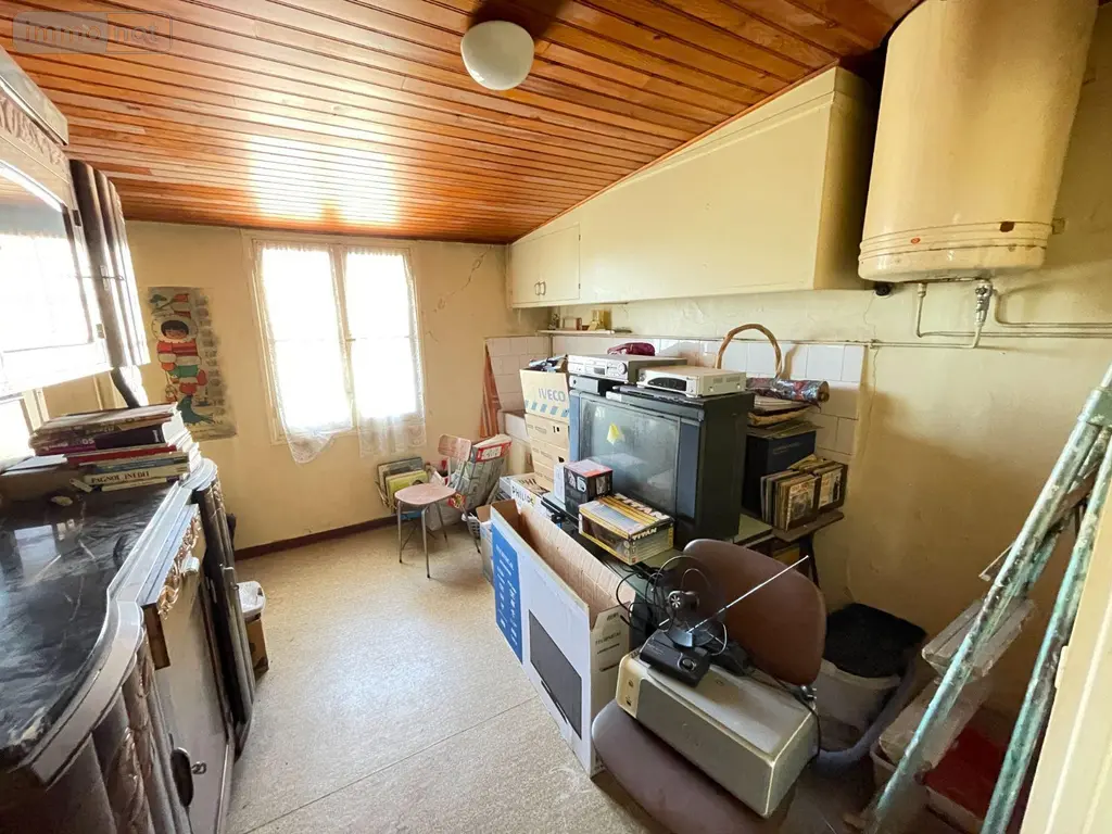 Immeuble de rapport a vendre Manosque 04100 Alpes-de-Haute-Provence 04 398 m2 15 pièces 522600 euros 025/1932 016