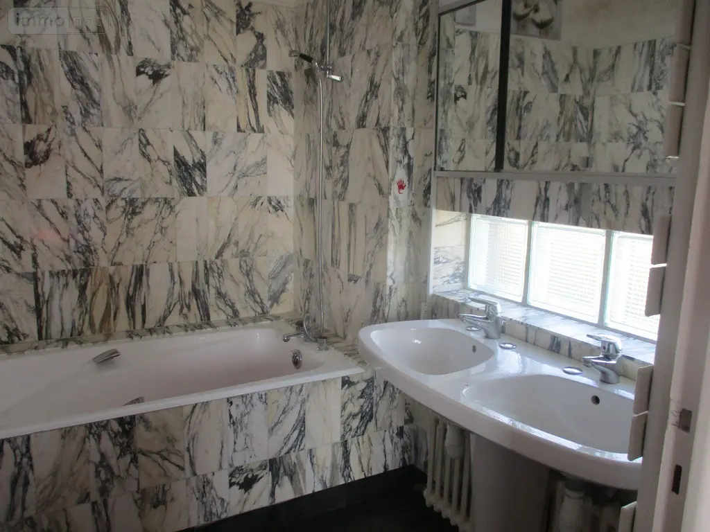 Maison a vendre Fougères 35300 Ille-et-Vilaine 35 216 m2 9 pièces 363860 euros 11737/765 010