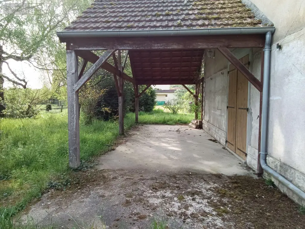 Maison a vendre Saint-Amand-Montrond 18200 Cher 18 132 m2 7 pièces 94340 euros 26064 011