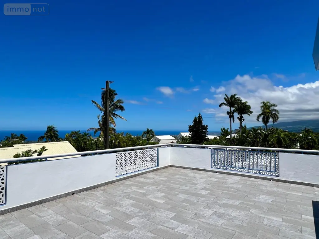 Maison a vendre Saint-Pierre 97410 La Réunion 974 215 m2 8 pièces 765000 euros 97404/18 006