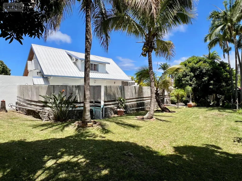 Maison a vendre Saint-Pierre 97410 La Réunion 974 215 m2 8 pièces 765000 euros 97404/18 002