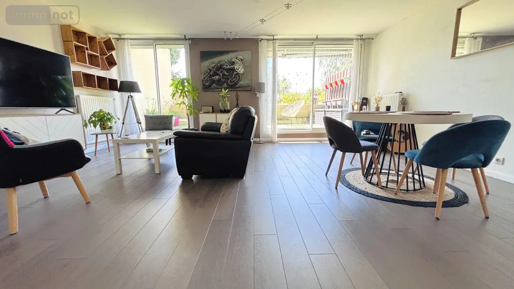 Appartement a vendre Bruz 35170 Ille-et-Vilaine 35 77 m2 3 pièces 238000 euros 35176/364 001