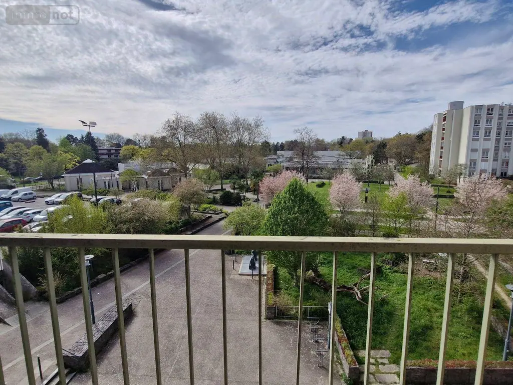 Appartement a vendre Rennes 35000 Ille-et-Vilaine 35 79 m2 4 pièces 178160 euros 230-AL 001