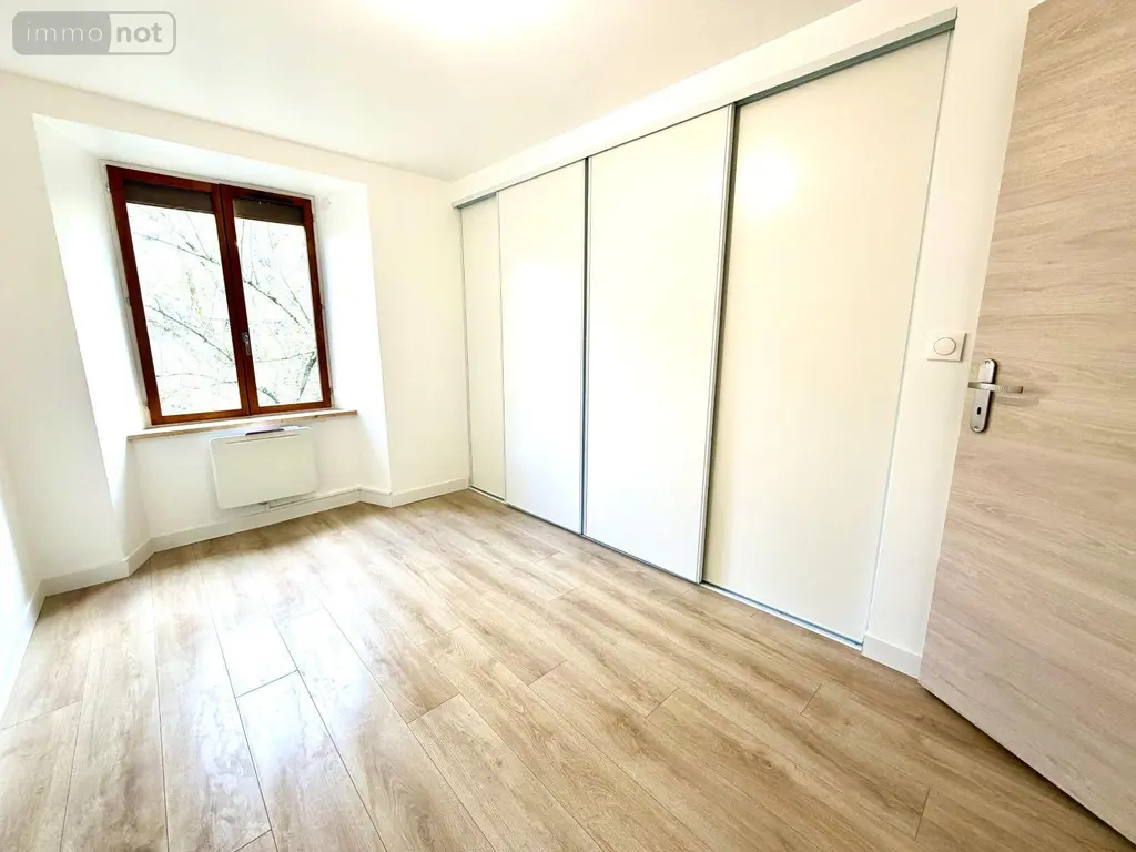 Appartement a vendre Le Pont-de-Beauvoisin 38480 Isère 38 90 m2 4 pièces 179000 euros 73007-209 008