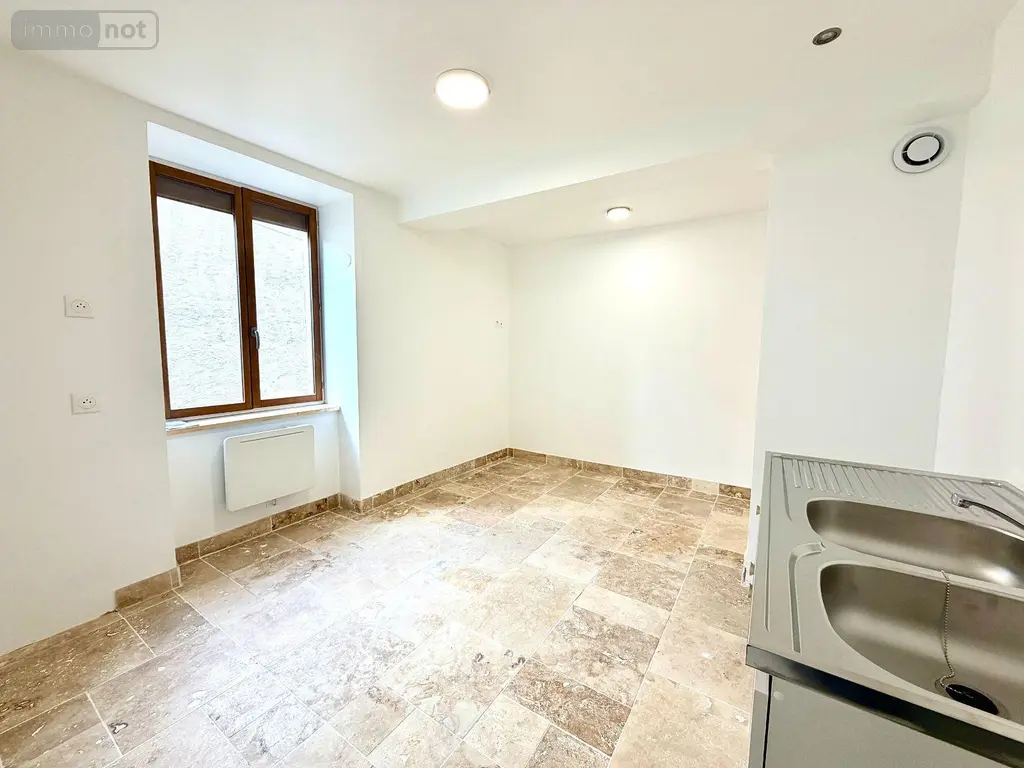 Appartement a vendre Le Pont-de-Beauvoisin 38480 Isère 38 90 m2 4 pièces 179000 euros 73007-209 015