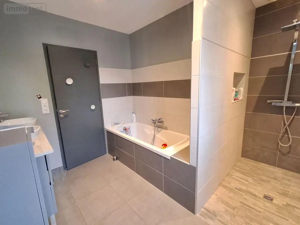 Maison a vendre Vrigny 61570 Orne 61 106 m2 5 pièces 217300 euros 61013/240 003