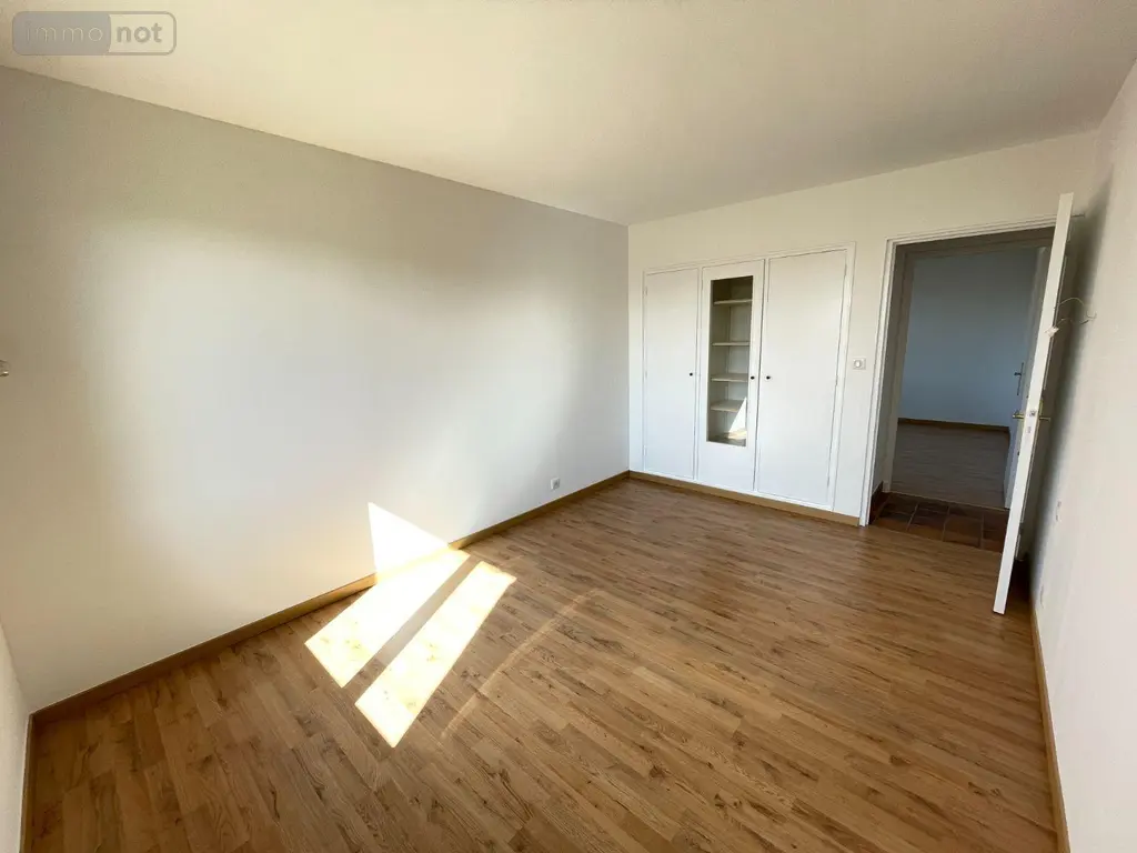 Appartement a vendre Manosque 04100 Alpes-de-Haute-Provence 04 93 m2 4 pièces 179400 euros 025/1933 010