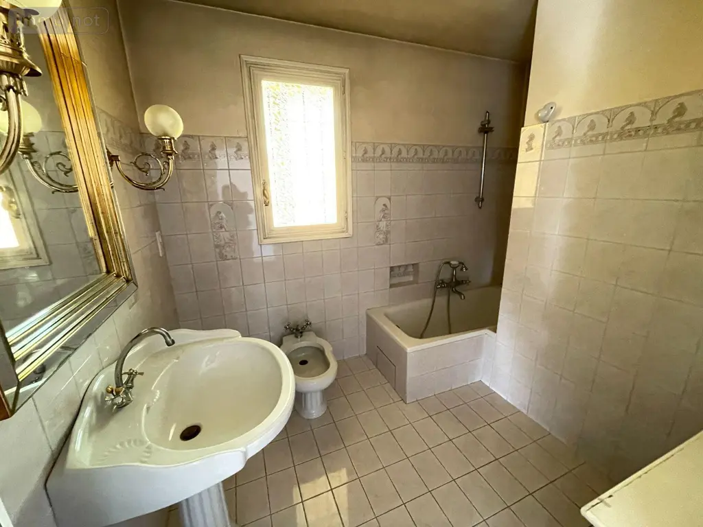 Appartement a vendre Manosque 04100 Alpes-de-Haute-Provence 04 93 m2 4 pièces 179400 euros 025/1933 011