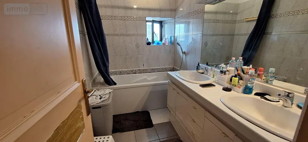 Immeuble de rapport a vendre Saint-Aubin-du-Cormier 35140 Ille-et-Vilaine 35 7 pièces 271700 euros 137/4073 002