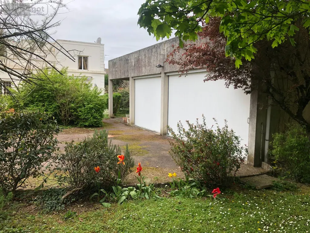 Maison a vendre Issoudun 36100 Indre 36 238 m2 10 pièces 471600 euros 11813/1518 026