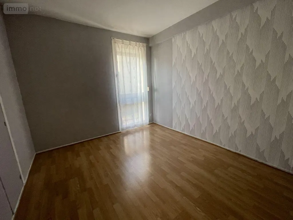 Appartement a vendre Saint-Quentin 02100 Aisne 02 80 m2 5 pièces 55000 euros 10064/184 007