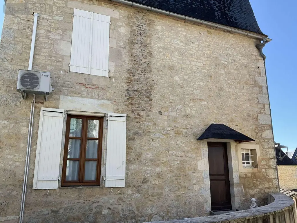 Maison a vendre Gourdon 46300 Lot 46 170 m2 7 pièces 199000 euros 46041/451 004