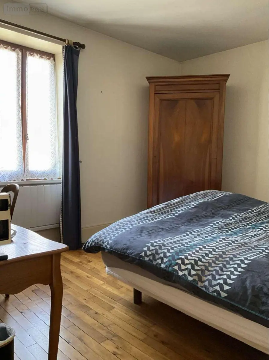 Maison a vendre Gourdon 46300 Lot 46 170 m2 7 pièces 199000 euros 46041/451 019