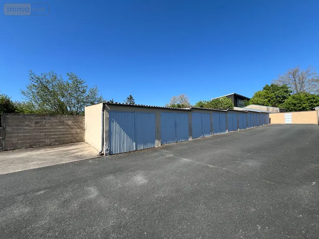 Garage et parking a vendre Châteauroux 36000 Indre 36 150 m2 10 pièces 80700 euros JA/823 001