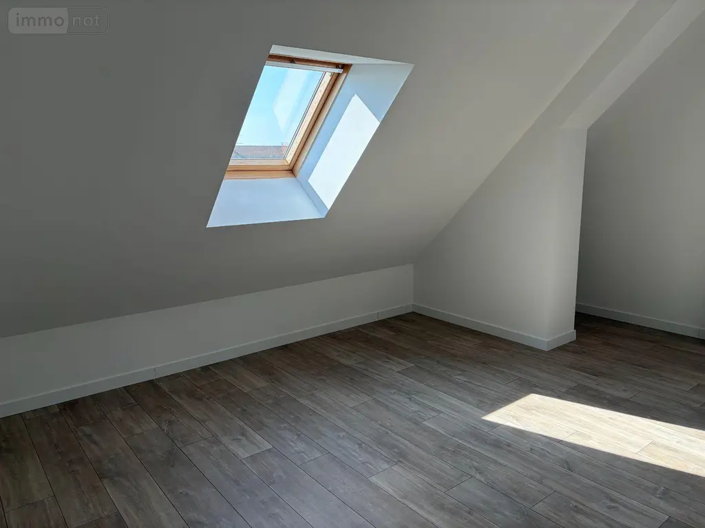 Location maison Châtillon-en-Dunois 28290 Eure-et-Loir 28 153 m2 8 pièces 1165 euros JR/984 007