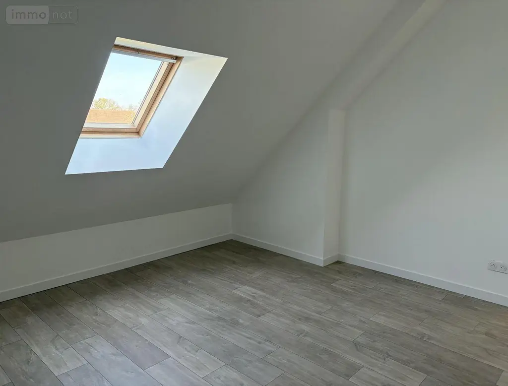 Location maison Châtillon-en-Dunois 28290 Eure-et-Loir 28 153 m2 8 pièces 1165 euros JR/984 009