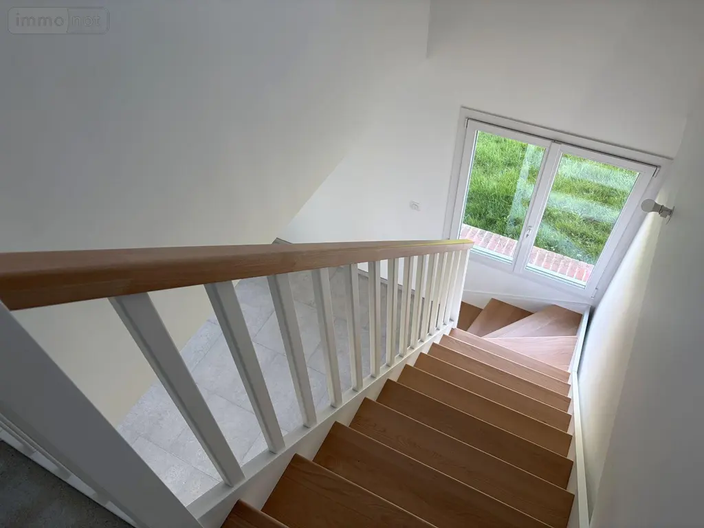 Location maison Châtillon-en-Dunois 28290 Eure-et-Loir 28 153 m2 8 pièces 1165 euros JR/984 010