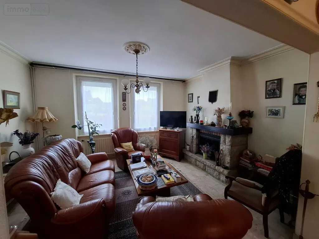 Maison a vendre Saint-Nicolas-du-Pélem 22480 Côtes-d'Armor 22 111 m2 5 pièces 127200 euros 22075/MAIS1668 002