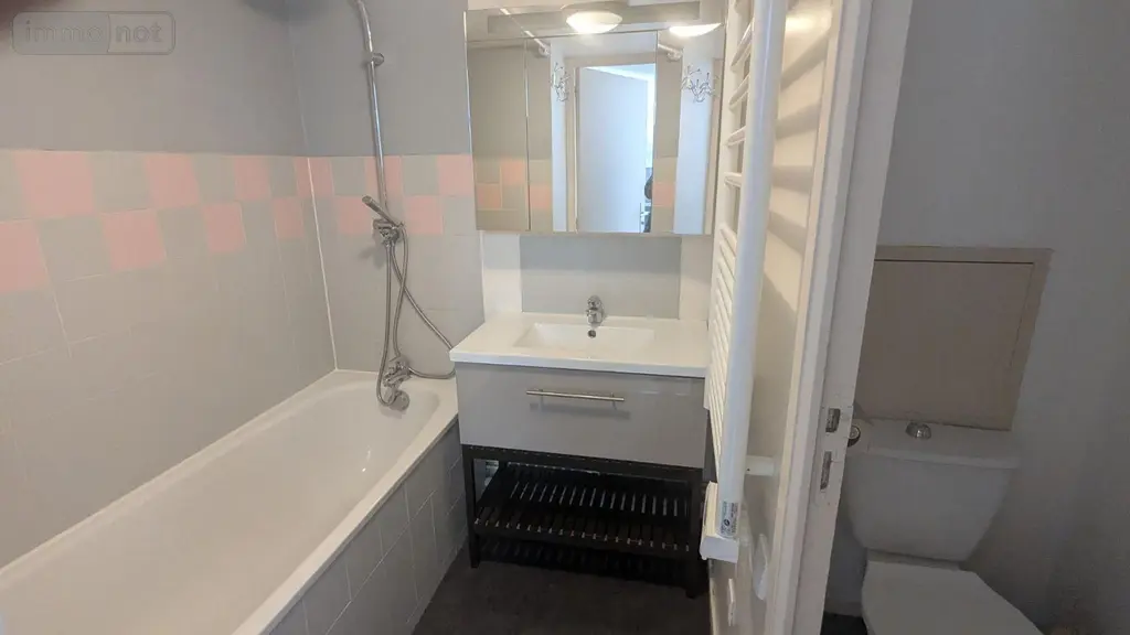 Appartement a vendre Rennes 35000 Ille-et-Vilaine 35 47 m2 3 pièces 228000 euros 2607 007