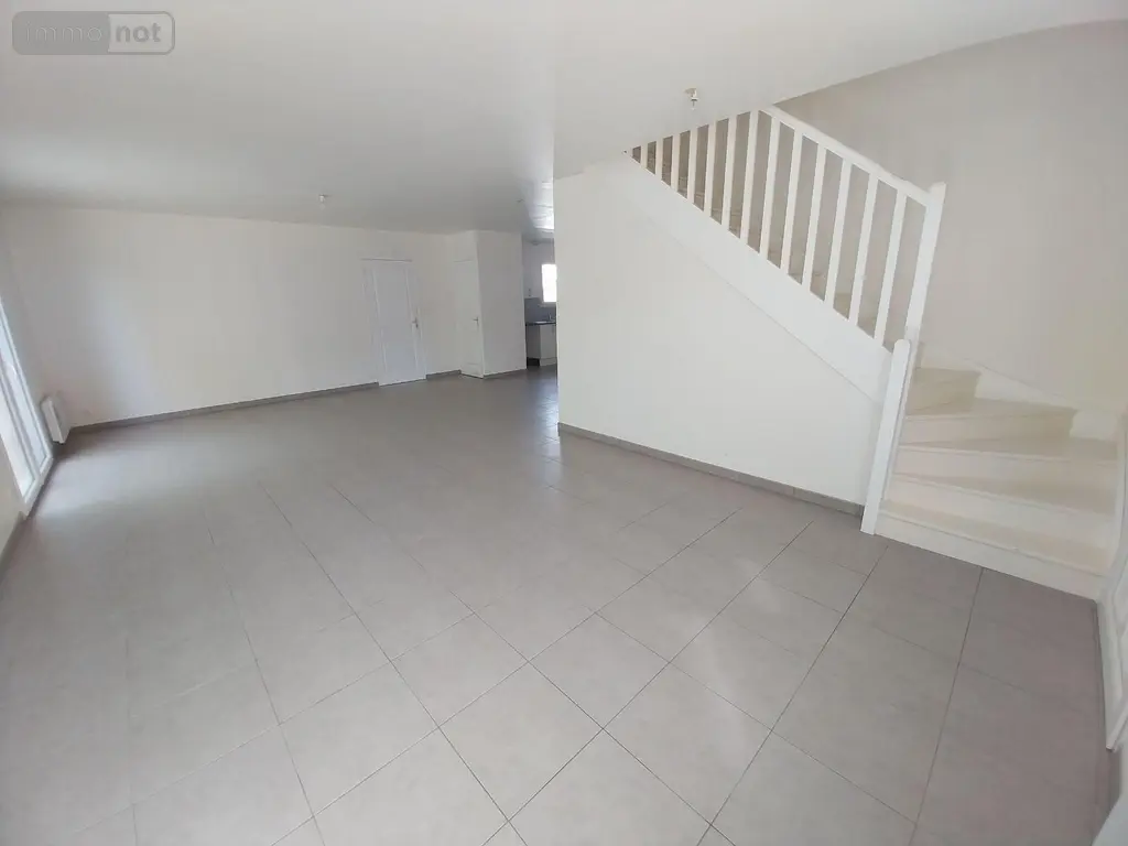 Location maison Vitré 35500 Ille-et-Vilaine 35 108 m2 5 pièces 922 euros 35131-249 015