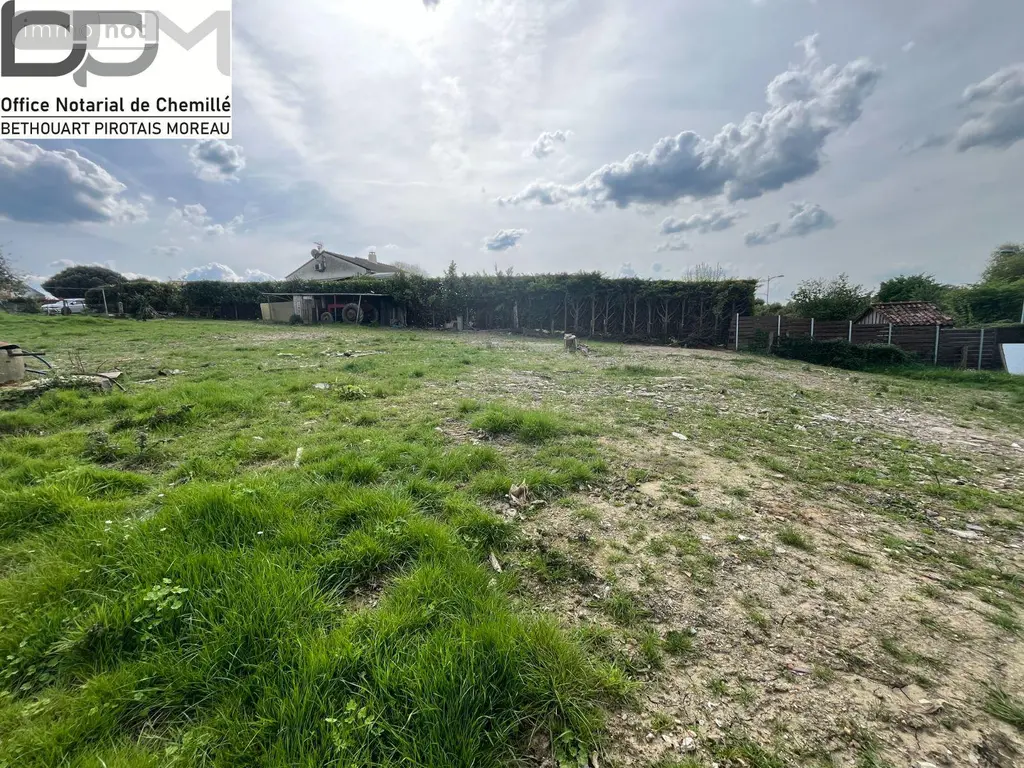 Terrain a batir a vendre Chemillé-en-Anjou 49120 Maine-et-Loire 49 68000 euros 49062/805 002