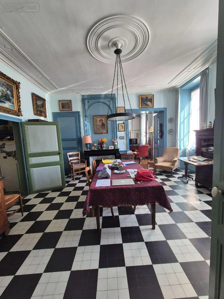 Propriete a vendre Aigurande 36140 Indre 36 338 m2 12 pièces 338000 euros CG/438 013