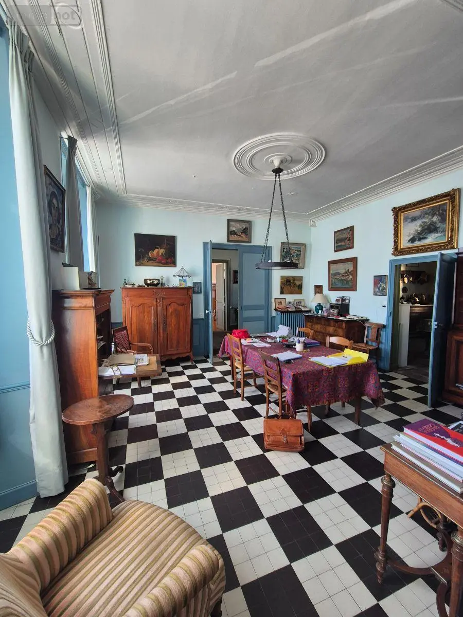 Propriete a vendre Aigurande 36140 Indre 36 338 m2 12 pièces 338000 euros CG/438 014