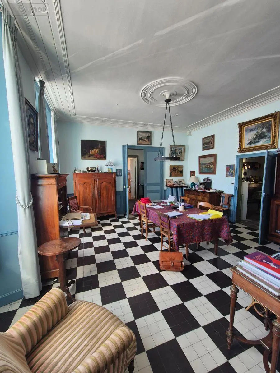 Propriete a vendre Aigurande 36140 Indre 36 338 m2 12 pièces 338000 euros CG/438 015