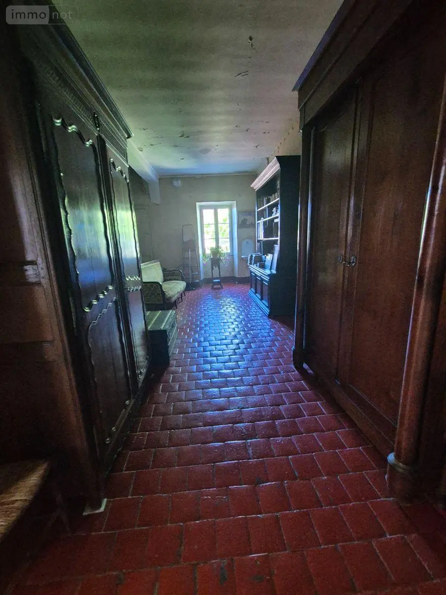 Propriete a vendre Aigurande 36140 Indre 36 338 m2 12 pièces 338000 euros CG/438 034