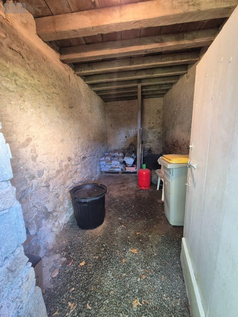 Propriete a vendre Aigurande 36140 Indre 36 338 m2 12 pièces 338000 euros CG/438 064