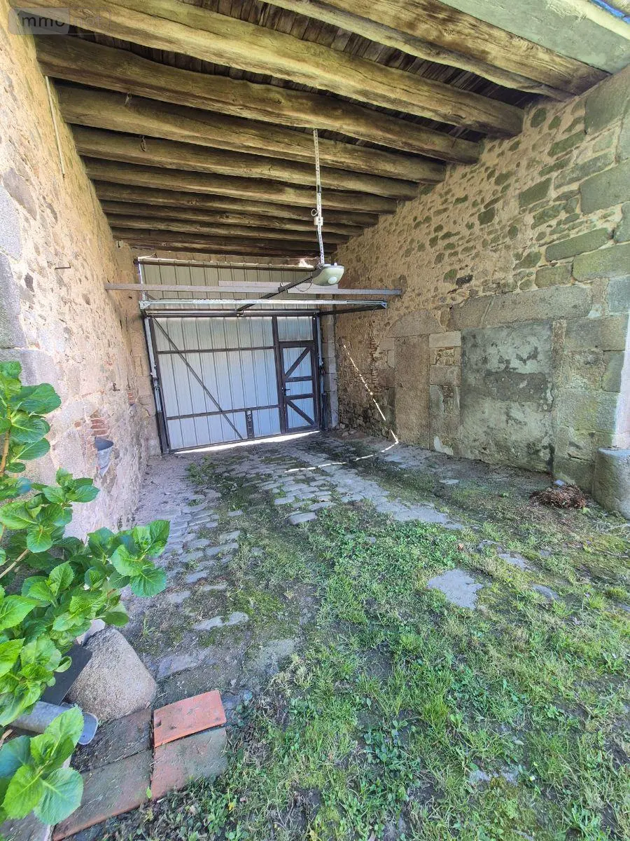 Propriete a vendre Aigurande 36140 Indre 36 338 m2 12 pièces 338000 euros CG/438 066