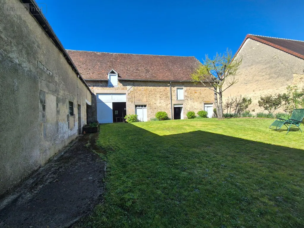Propriete a vendre Aigurande 36140 Indre 36 338 m2 12 pièces 338000 euros CG/438 071