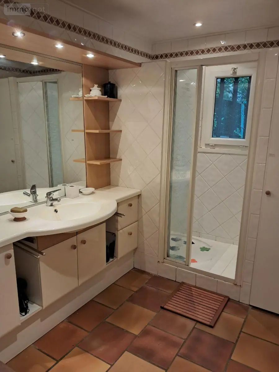 Maison a vendre Saint-Martin-de-Crau 13310 Bouches-du-Rhône 13 170 m2 8 pièces 714000 euros 075/204 013
